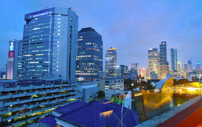 Regulating Noisy Bars in Jakarta